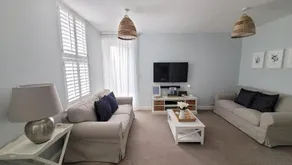 Swanage Bay Apartment - Image 2
