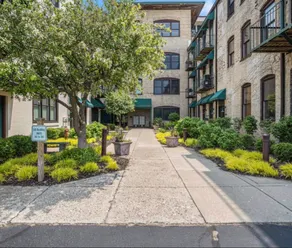 Fabulous unique downtown adventure plus boardwalk - Image 3