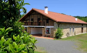 Beautiful Farmhouse Bilbao- Vizcaya-Butron - Image 3