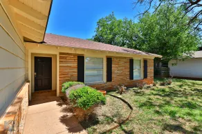 Mid-Century Motor Inn - Image 5