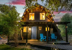 22 Min to Yosemite • Scandinavian A-Frame - Image 4