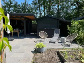 Luxurious and spacious chalet with air conditioning at Leekstermeer - Image 3