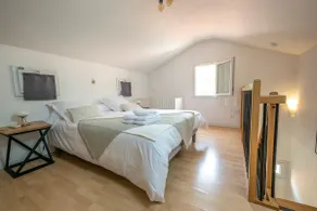The Savannah House Marmande Centre - Image 4