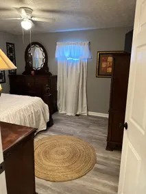 Southern Charm - Image 3
