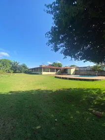 Country house with pool - Image 2