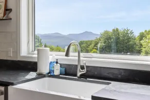 Luxury Vermont Escape Minutes to Stowe - Image 5