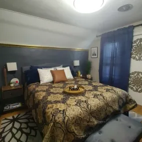 Cozy Stunner on 3rd floor : Historic KC Art Dist - Image 3