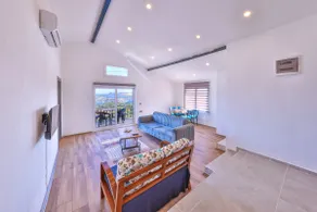 1+1 Penthouse 13 - Image 3