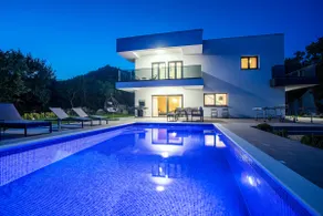 Last minute! TOP villa with private heated pool! - Image 4