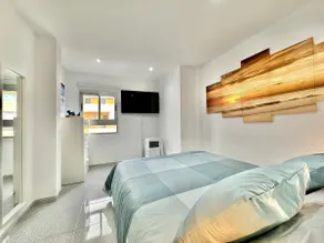 Phoenix Beach Home - Image 5