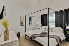 3 Min to DT|2 Car Garage|Lux Townhome|King Bed - Image 4