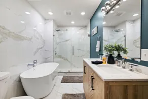 10 Mins to Downtown | 4BR + Game Room + 3 Baths - Image 2