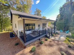 The Golfview Cottage - Image 3