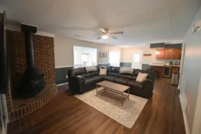 Riverside Roost -bourbon themed water front home - Image 4