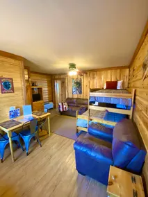 The Bear Den - Image 2