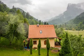 Holiday House Sofia - Image 2
