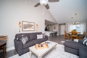 Bettendorf Gem: 3BR Apartment w/ King Suite & Offi - Image 5