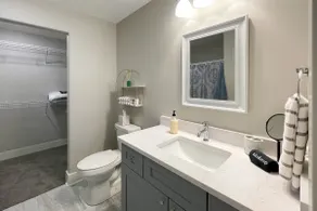 Awesome 2 bed with office and king master suite co - Image 4