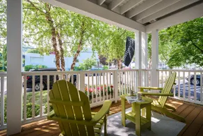 King + Day bed + Porch + Fire place - Sleeps 3 - Image 5