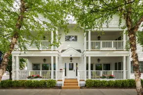 King + Day bed + Porch + Fire place - Sleeps 3 - Image 2