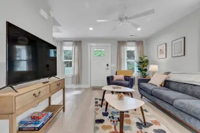 Beautiful Wilmington New Home - Close to It All! - Image 5