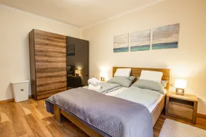 Stylish apartment with shared garden and barbecue - Image 3