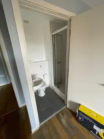 2 Bedroom Flat - Image 4