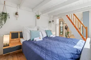 Maisonette | Netflix | Parking | cruwzo - Image 3