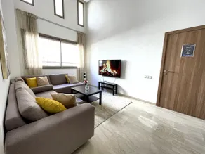 luxury apartment at airport area - Image 2