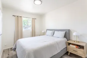 Modern Melrose Gem | 10 Min away from Down Town - Image 5