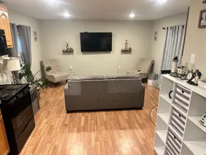 Beachy tiny house without beach prices - Image 4