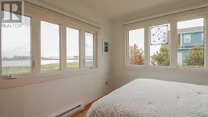 Seaside family-friendly beauty! - Image 4