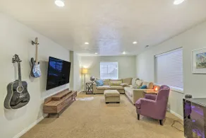 Cozy Orem Gem - Perfect Location - Image 2