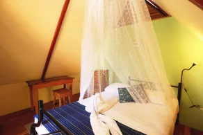 Cozy cabin with private bathroom, shared kitchen - Image 5