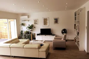 Villa with pool for 10 people in Provence - Image 3