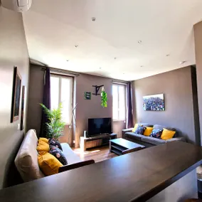 ® Le Central Parc - 2-bedroom - Spacious - Air conditioning - Wifi - Image 2