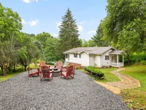 End of the Road Retreat - Hot Tub/Fishing Pond - Image 3