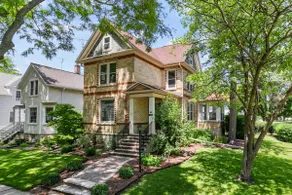 Historic Home | Spacious Comfort - Image 4
