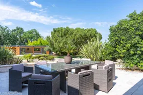 Hot tub - Swim spa - Wooded park - Image 5