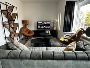Large house with 4 bedrooms in the center of Enschede - Image 2
