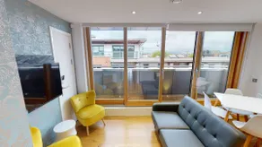 Superior Balcony Apartments - Image 5
