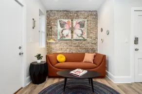 Renovated Stylish Chicago Condo - Image 3