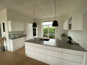 Beautifully located family villa - Image 5