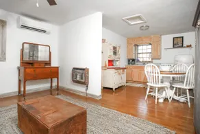 Quaint Country Charmer - Image 4