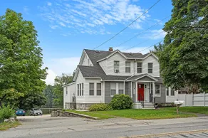 Family-Friendly Townhouse on the Merrimack River - Image 5