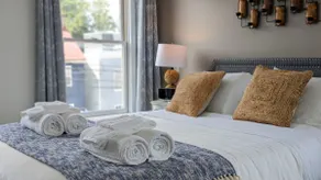 NEW: DT Home, Sleeps 8, Dogs OK - Image 3