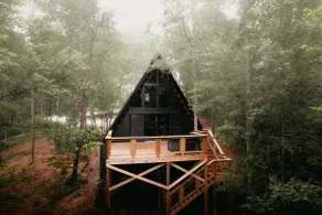 Moody A-frame with hot tub in Red River Gorge - Image 3