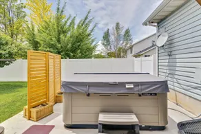 Timp Retreat | EV | Free Massage* | Backyard - Image 2