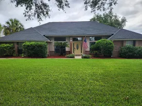 Beautiful Pool Home in Jacksonville - Image 2