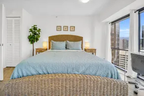 Renovated, Food Haven Condo! Pool + HotTub+WiFi - Image 3